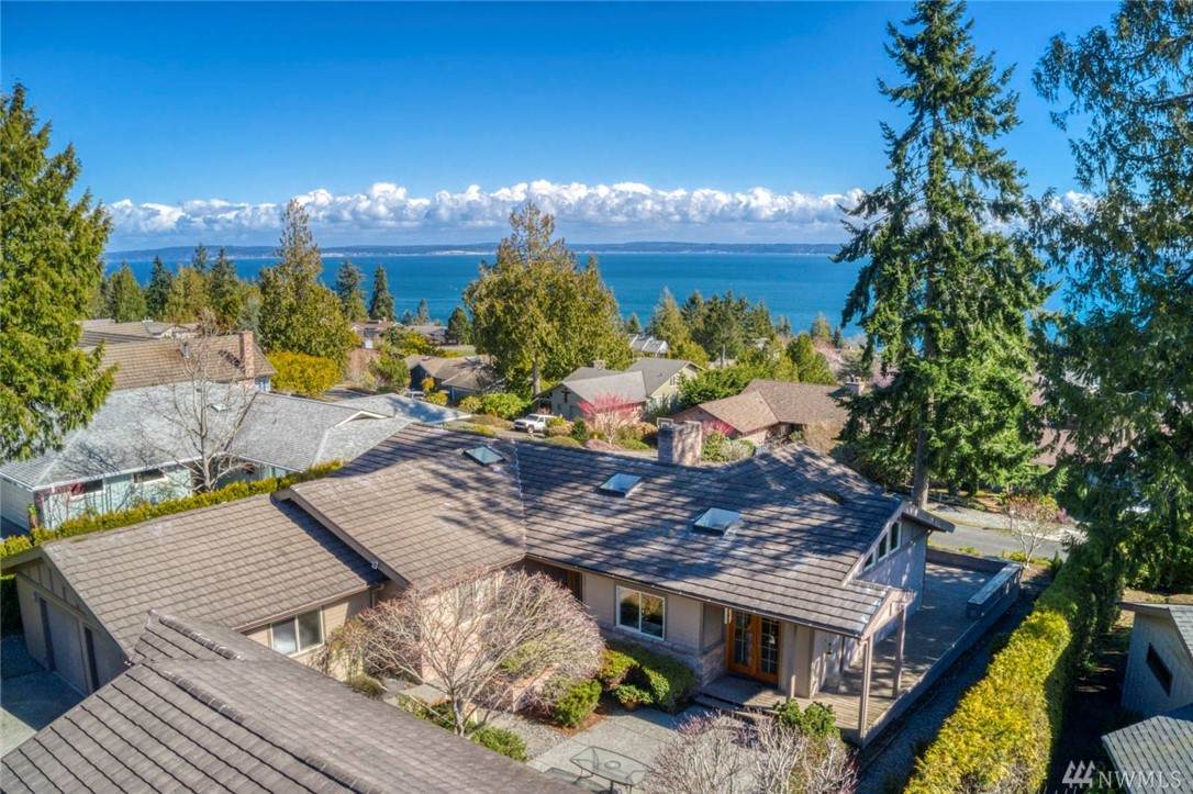 297 Fleet Dr - Photo 1