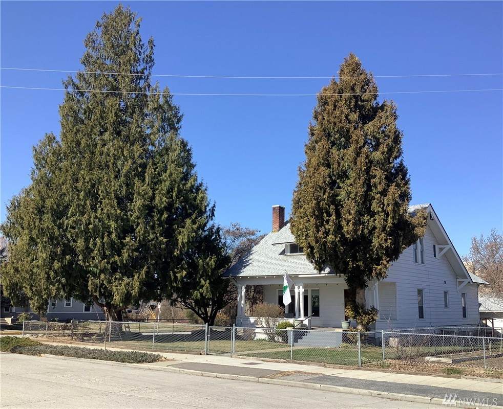 812 Idaho St - Photo 1
