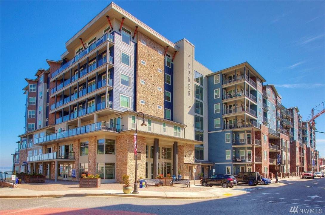 4916 Main St - Photo 1