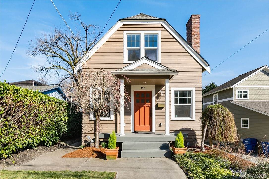 112 32nd Ave - Photo 1
