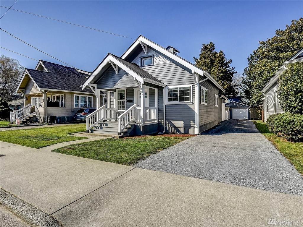 523 Williams Ave - Photo 1