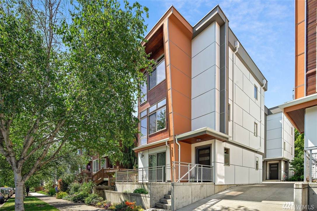 7443 4th Ave - Photo 1