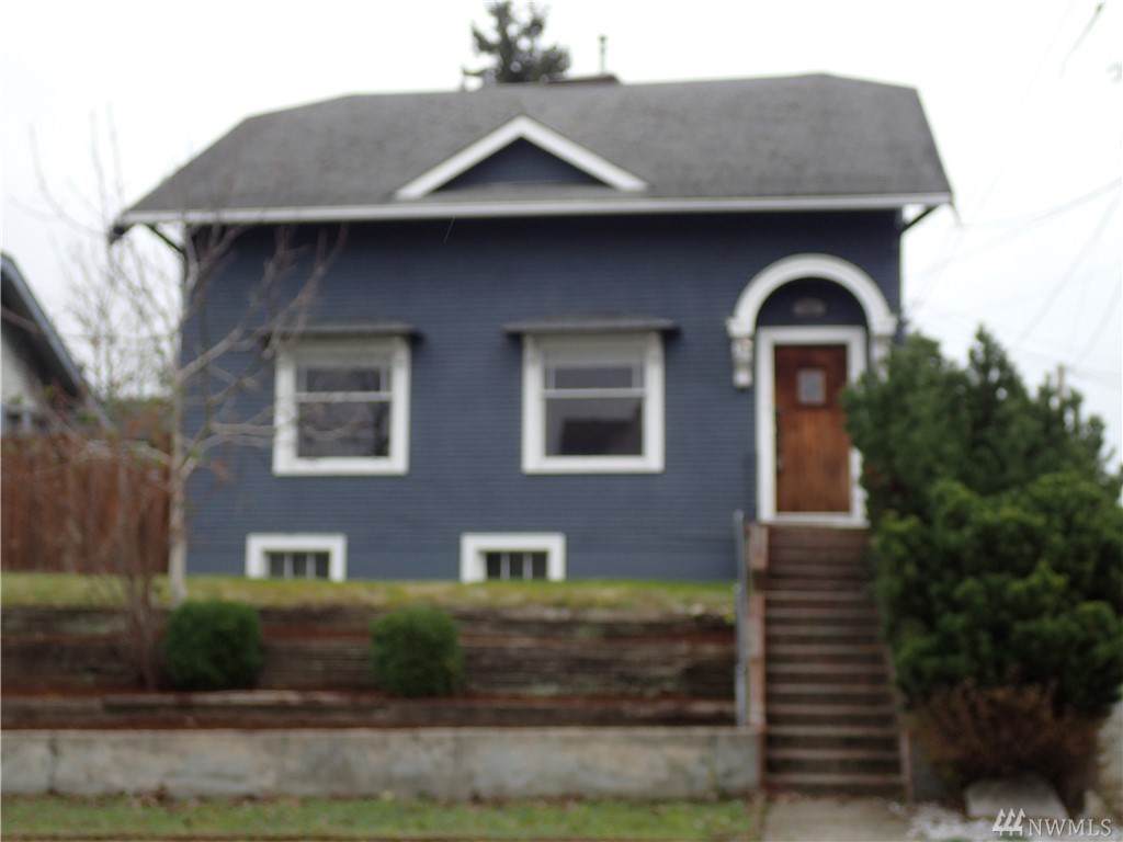 212 High Ave - Photo 1