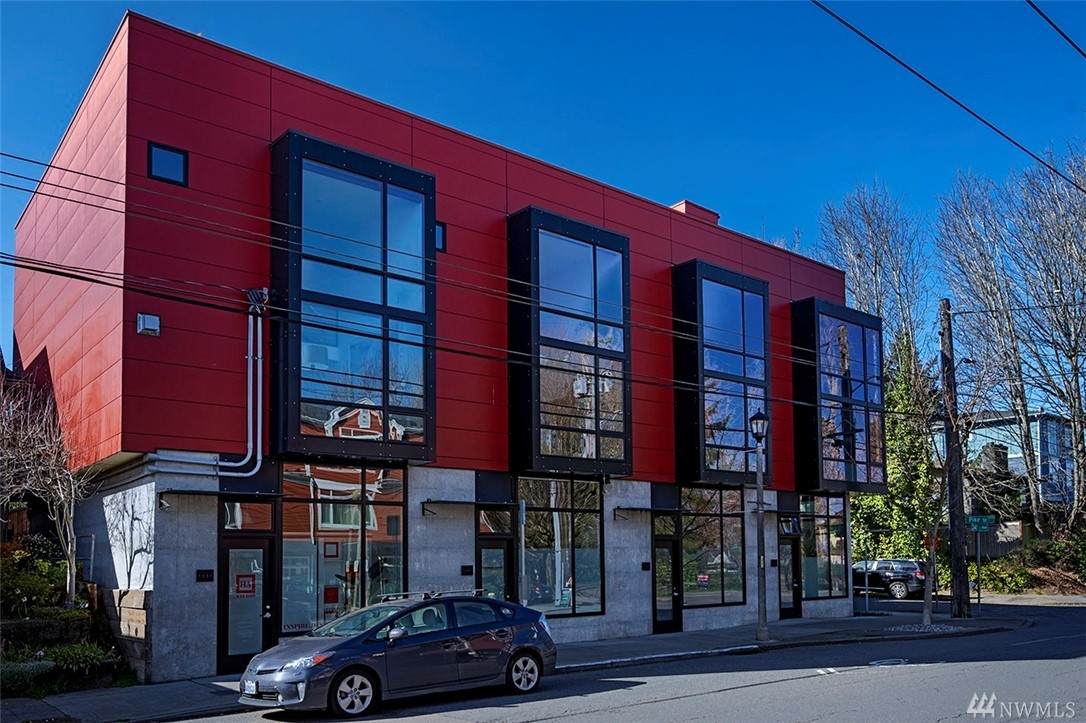 1437 34th Ave - Photo 1
