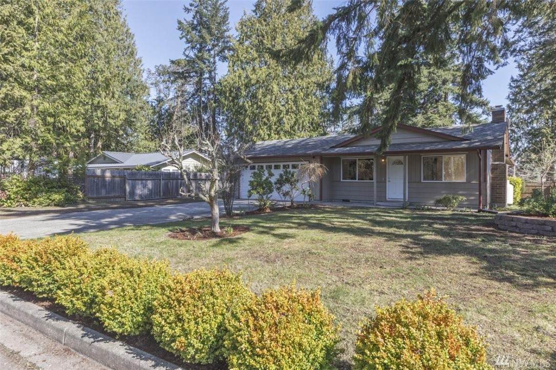 1120 Thomas St - Photo 1