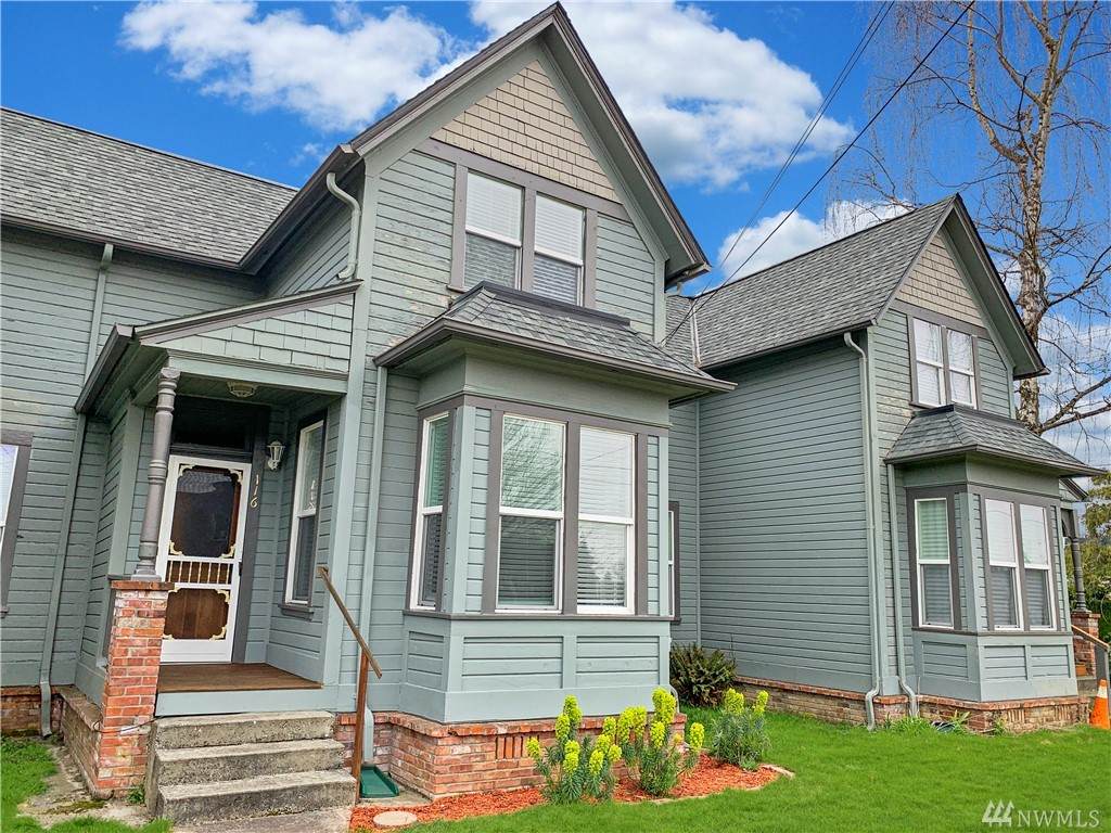116 Maple Ave - Photo 1