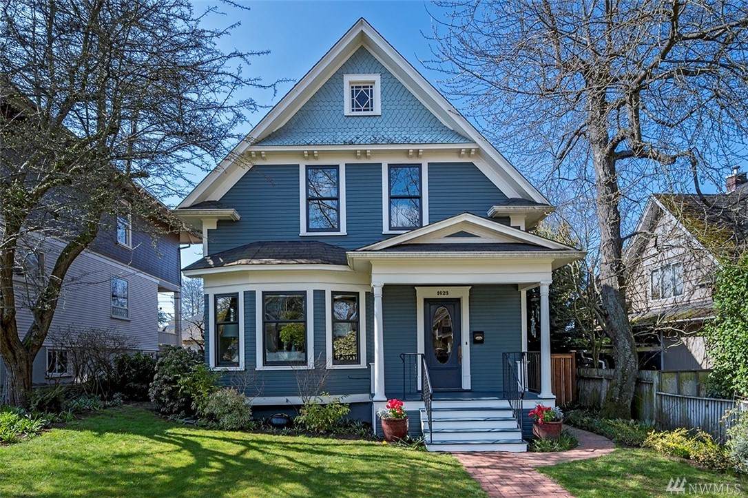 1623 6th Ave - Photo 1