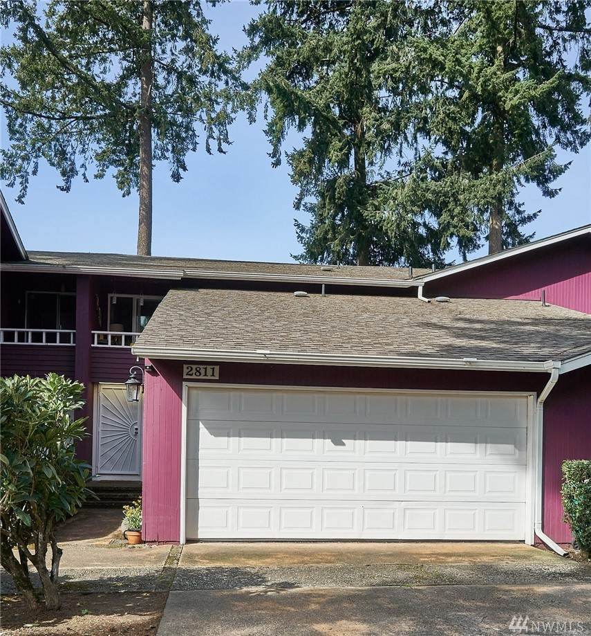 2811 Forest Ridge Dr - Photo 1