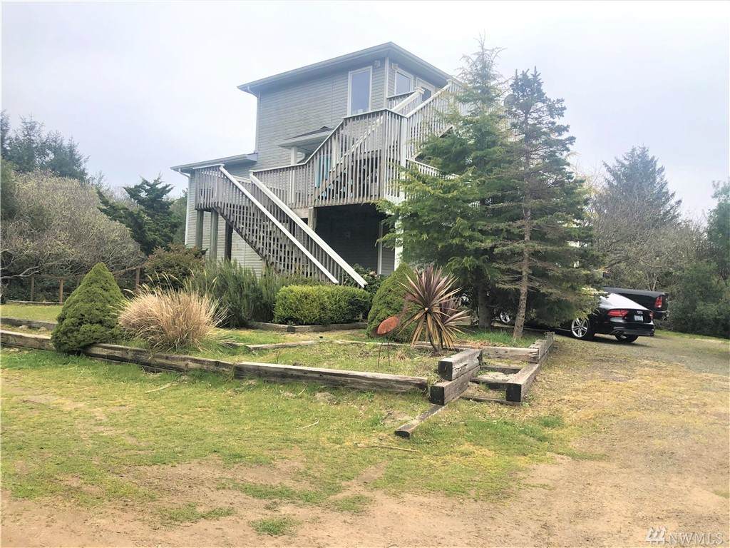 878 Pheasant Ct - Photo 1 878 Pheasant Ct - Photo 1