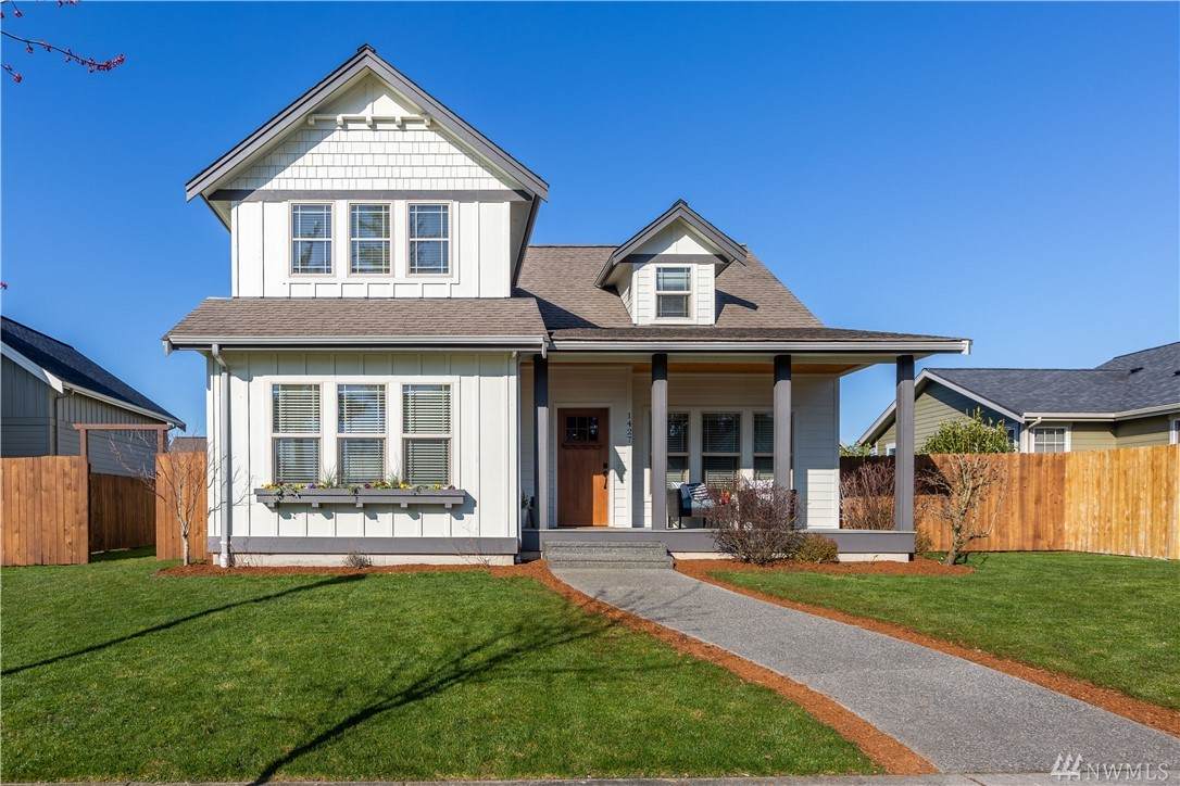 1427 Larkspur - Photo 1