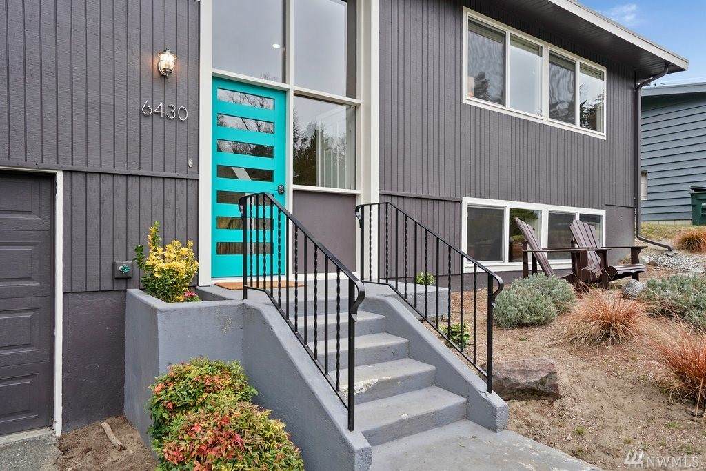 6430 153rd St - Photo 1