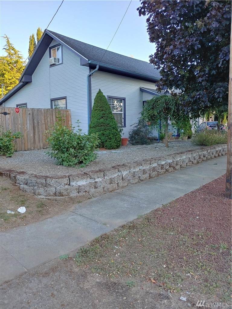 508 Gold St - Photo 1
