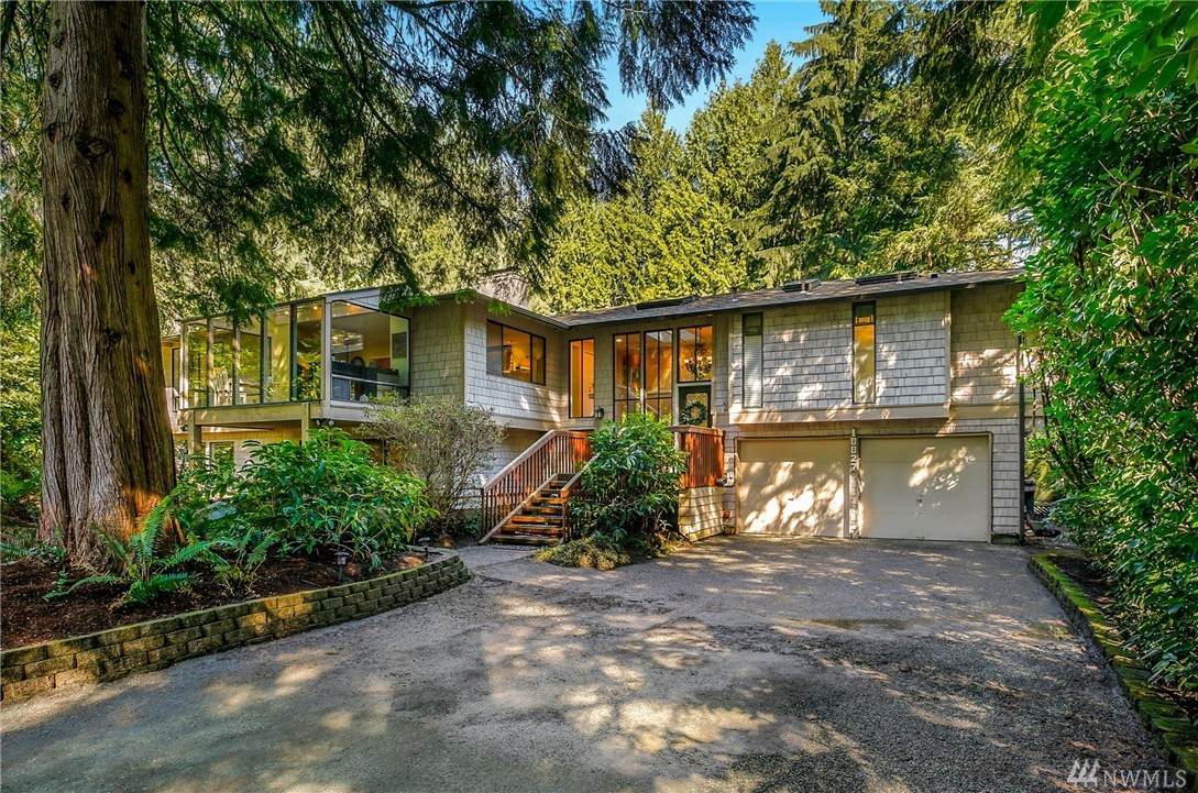 18827 195th Ct - Photo 1