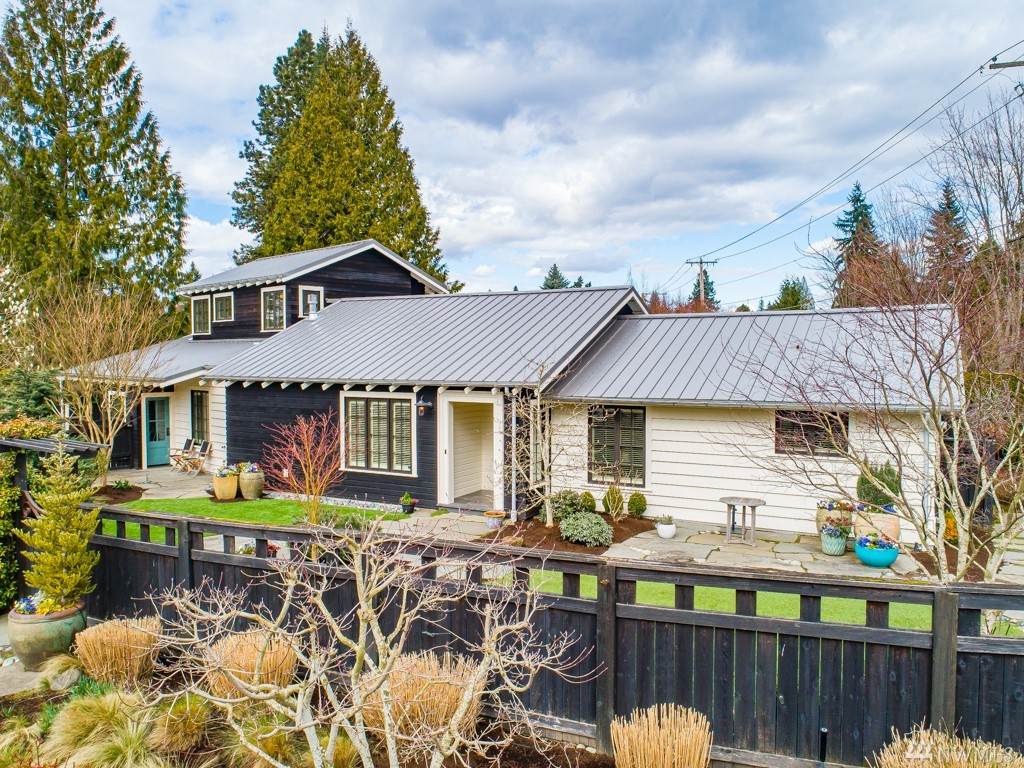 3006 92 Place - Photo 1