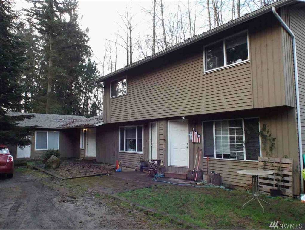 9726 52nd St - Photo 1