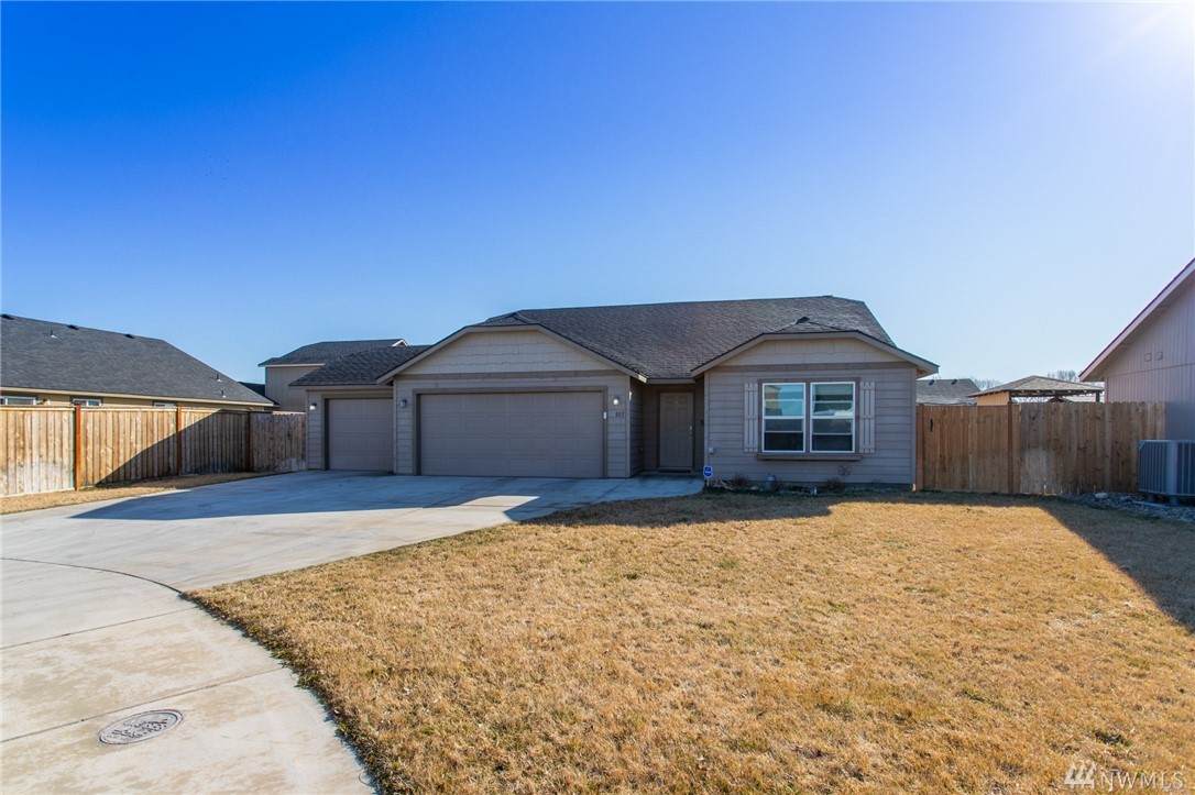 805 Tyler Ct - Photo 1