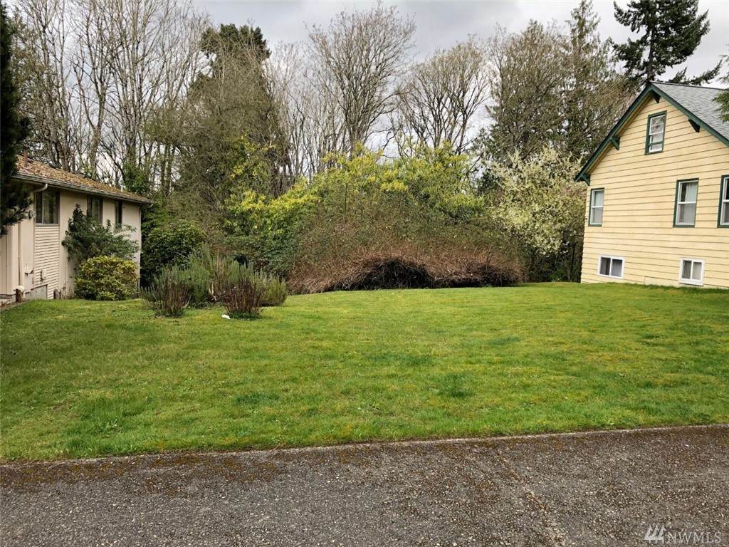10426 Waters Ave - Photo 1