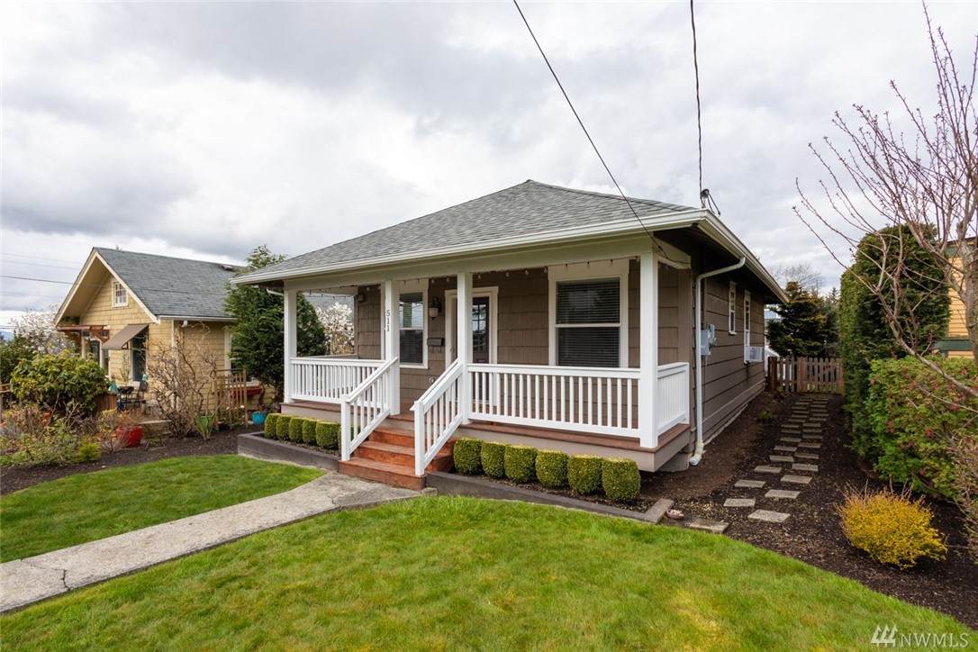 511 Lawrence St - Photo 1