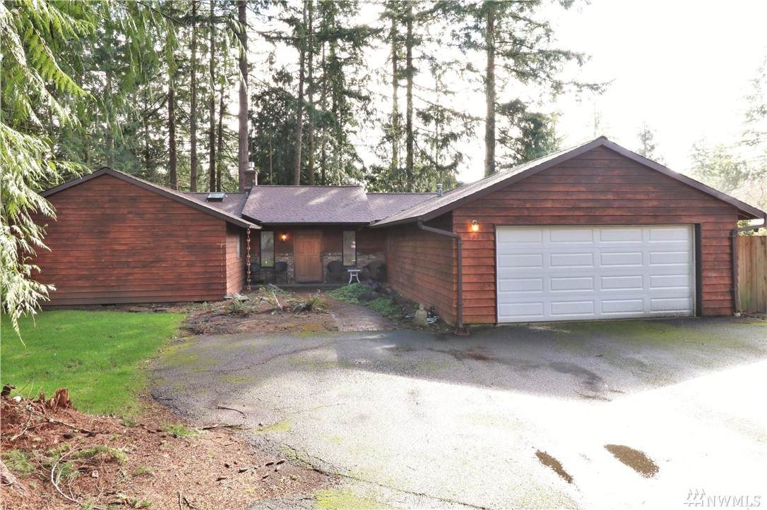 6221 Neylon Dr - Photo 1