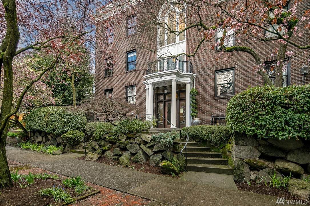 1120 17th Ave - Photo 1