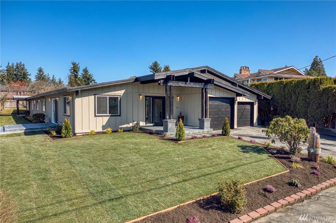 5501 Sound Ave - Photo 1