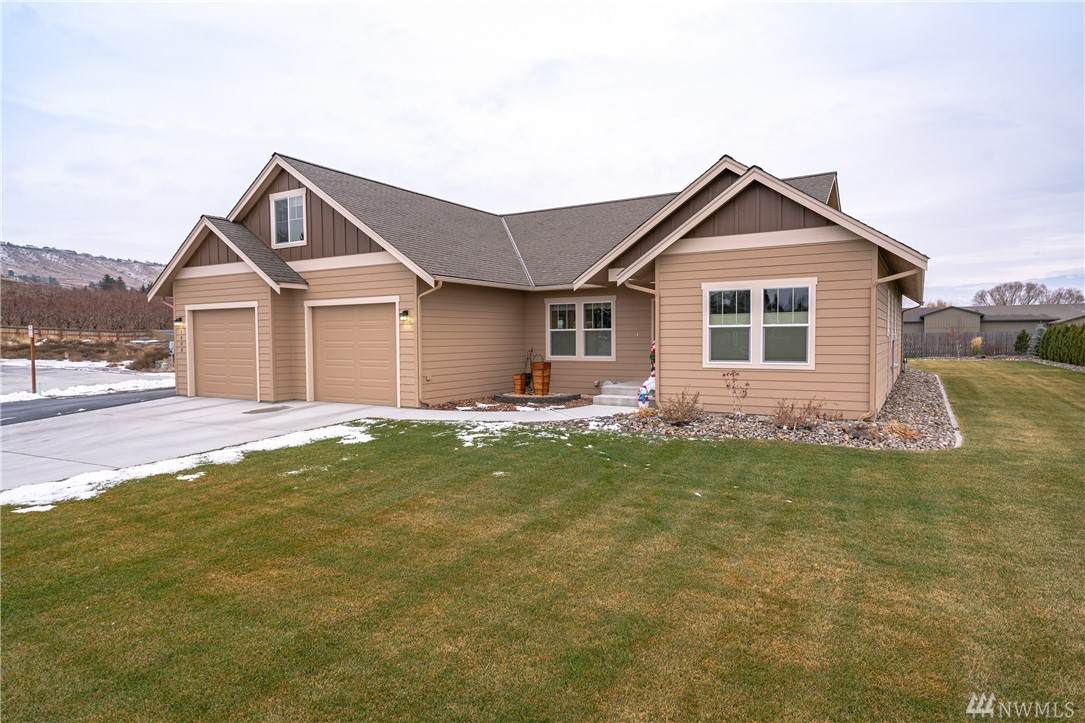 3008 Delcon Dr - Photo 1