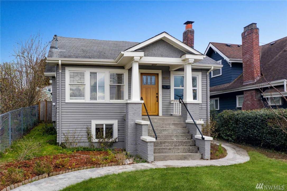 2534 30th Ave - Photo 1