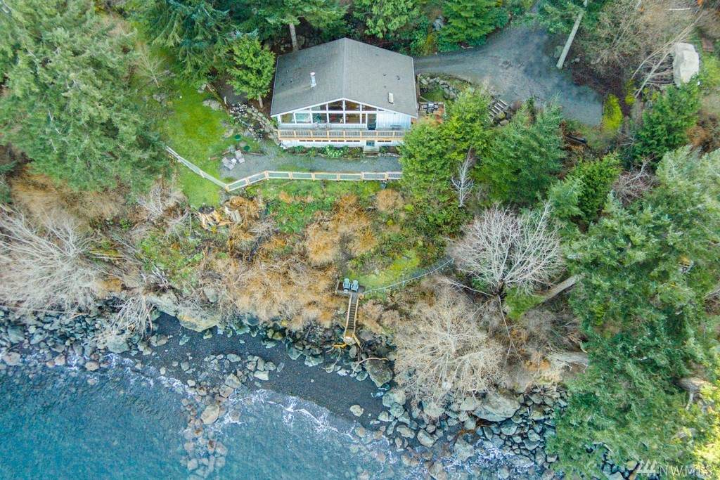 295 Raccoon Point Rd - Photo 1 295 Raccoon Point Rd - Photo 1