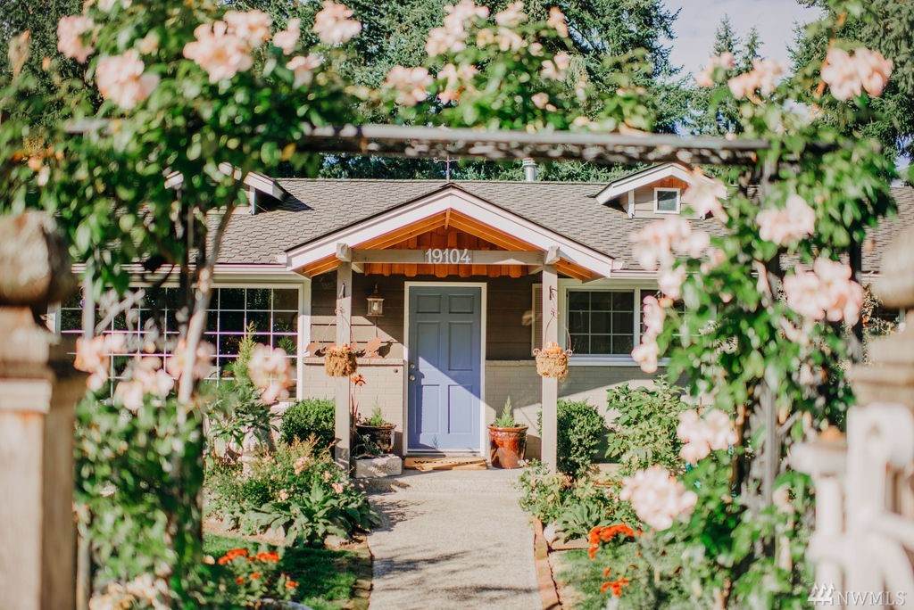 19104 74th Ave - Photo 1