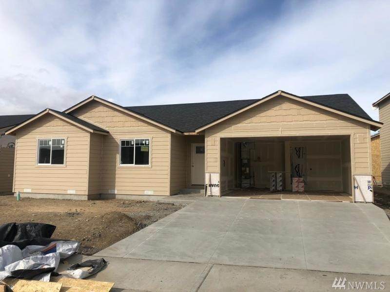 138 Mystical Ave - Photo 1