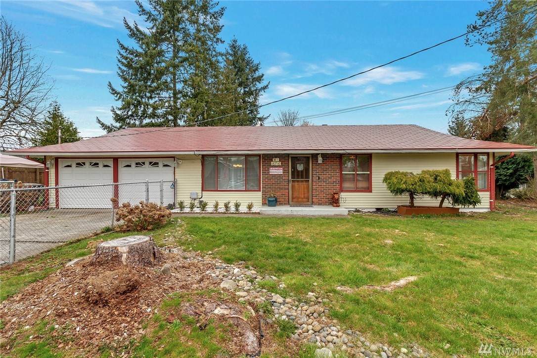 16716 121st Ave - Photo 1