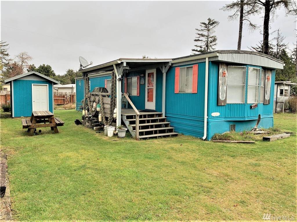 852 Trinidad Ct - Photo 1