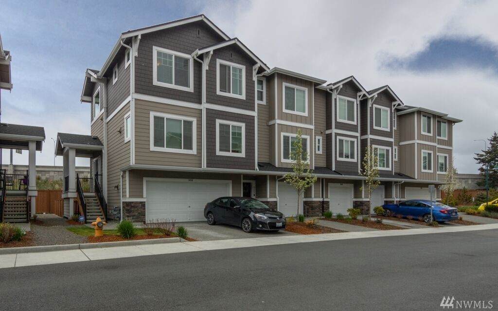 3410 30th Dr - Photo 1 3410 30th Dr - Photo 1