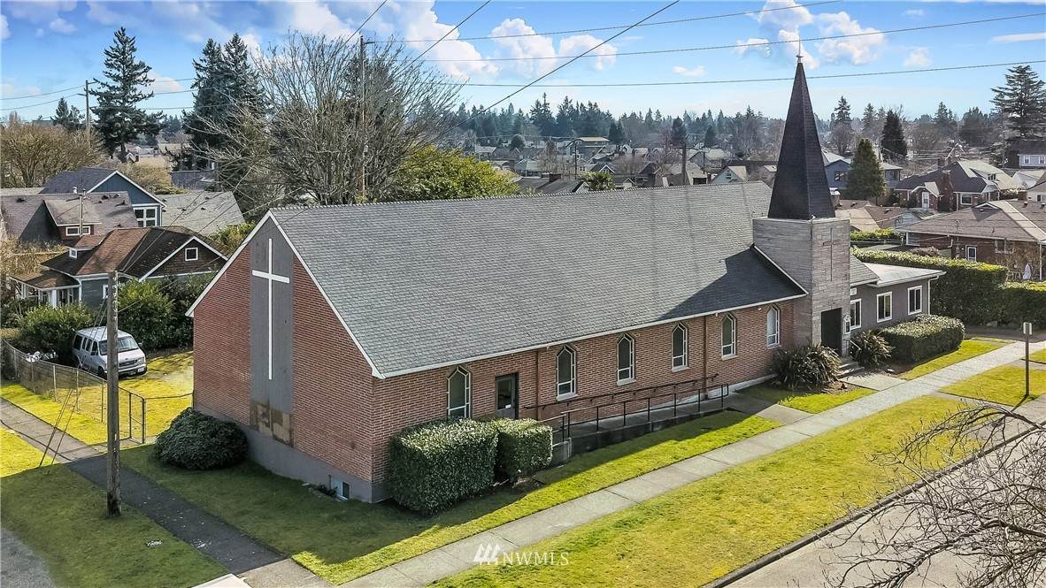 2213 Warner Street - Photo 1