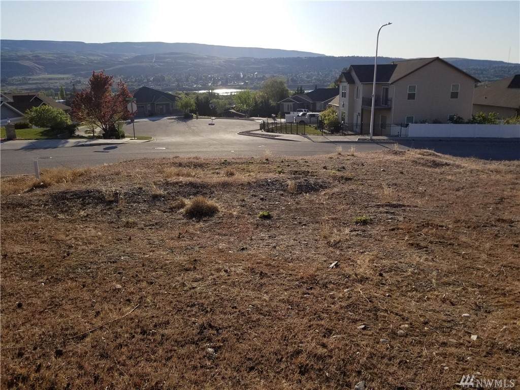 2126 Honeysett Rd - Photo 1 2126 Honeysett Rd - Photo 1