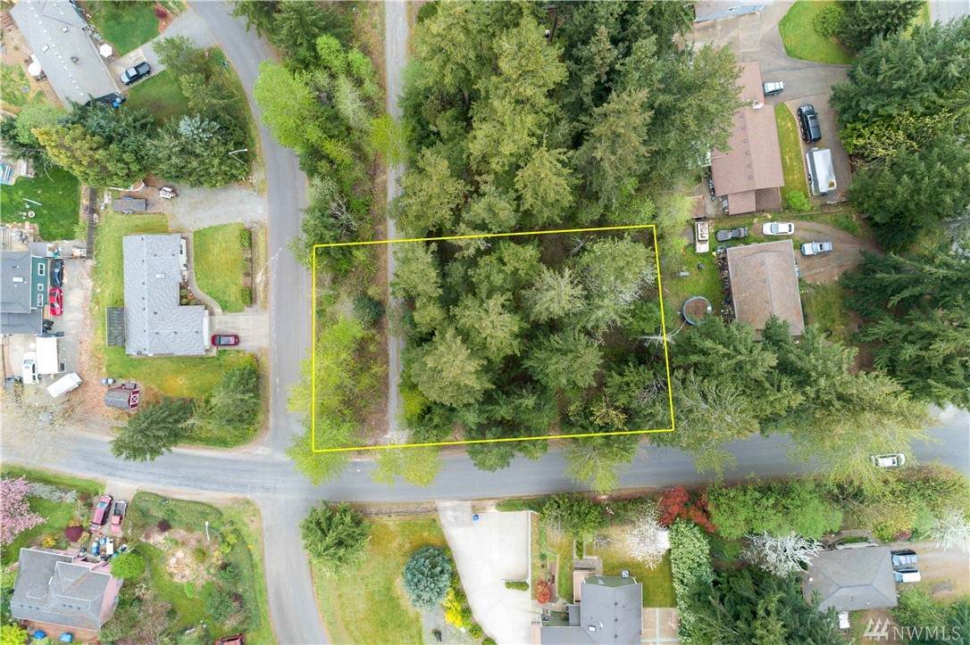 8214 181st Ave - Photo 1
