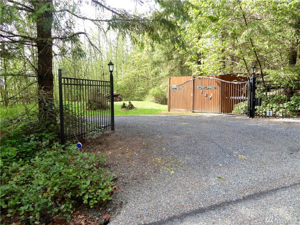 137 Smith Rd - Photo 1 137 Smith Rd - Photo 1