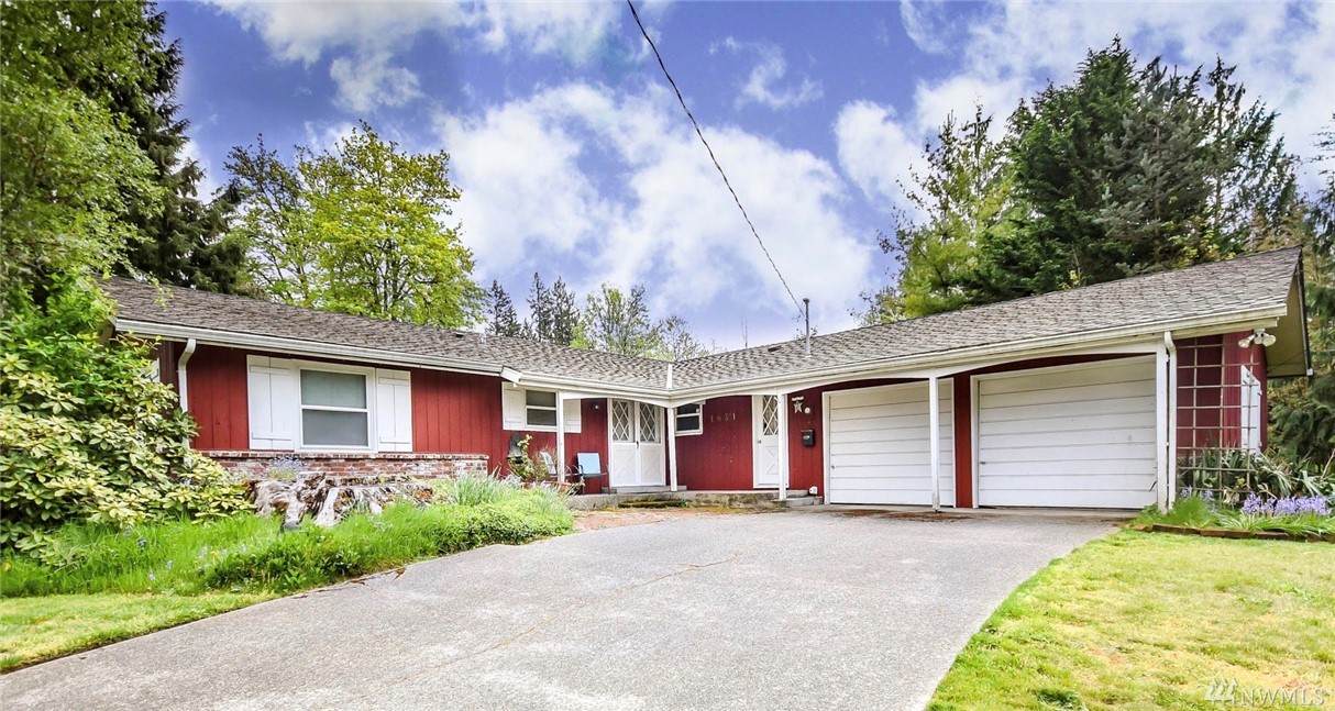 1831 Eastwood Dr - Photo 1