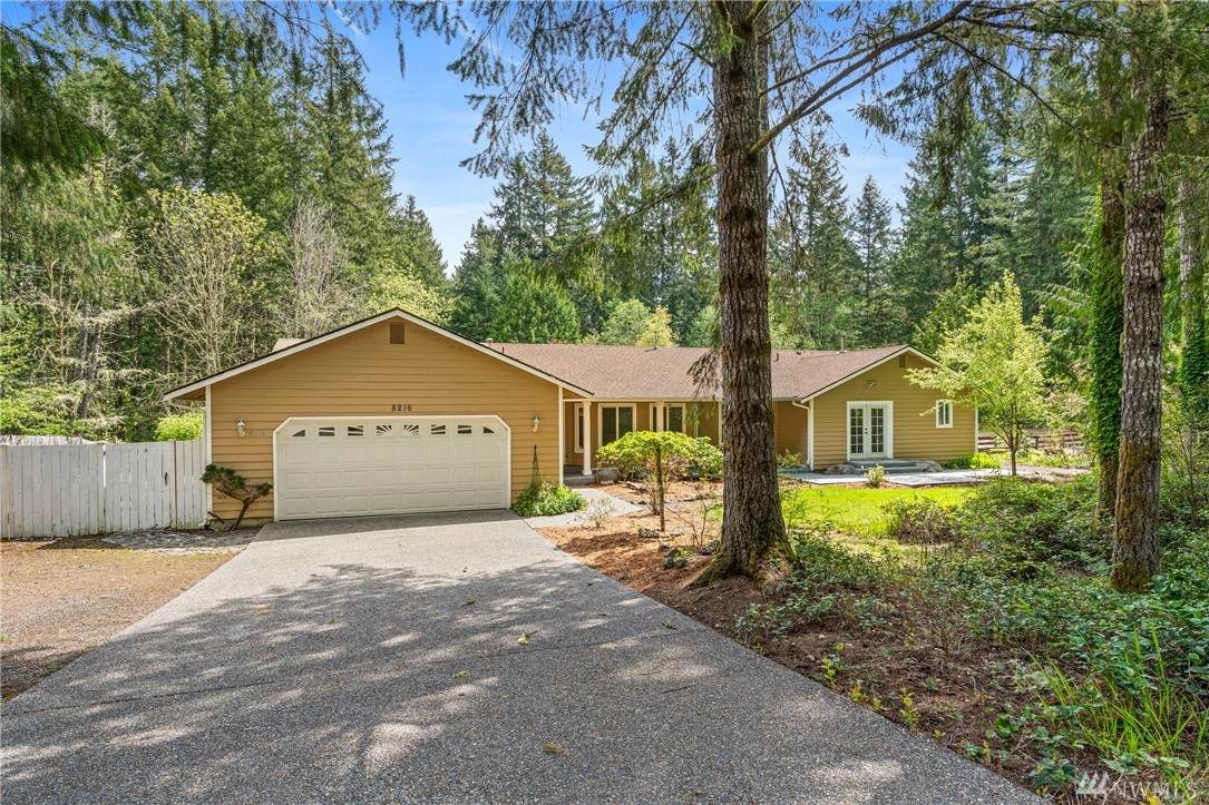 8216 Island View Drive - Photo 1