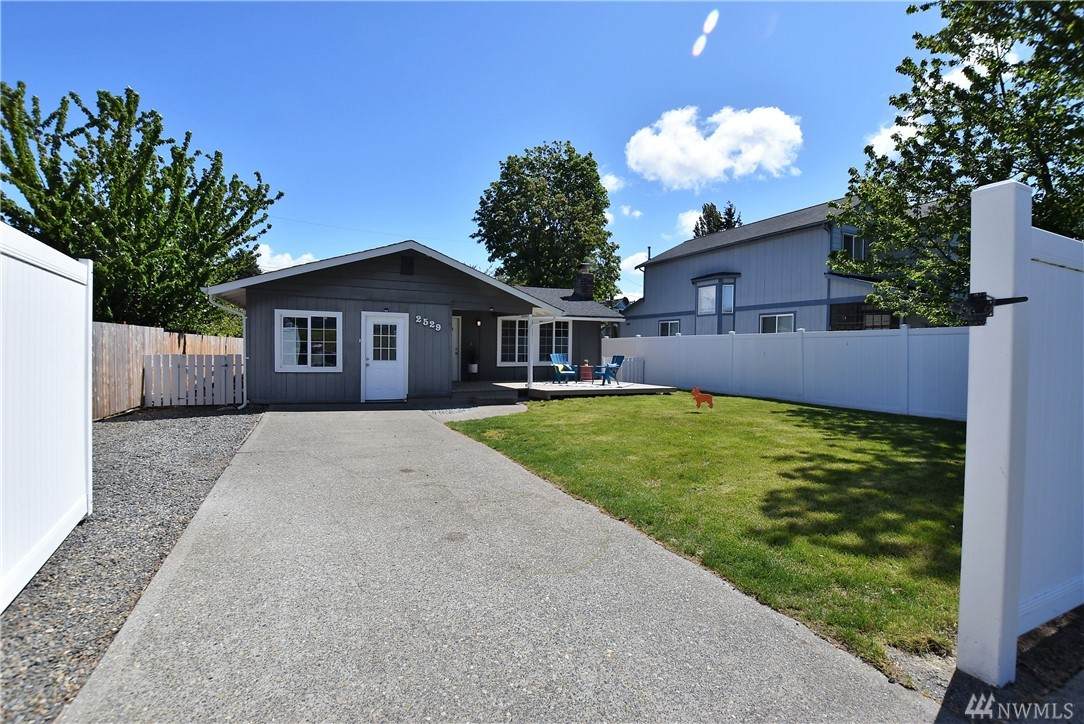 2529 Sheridan Ave - Photo 1 2529 Sheridan Ave - Photo 1