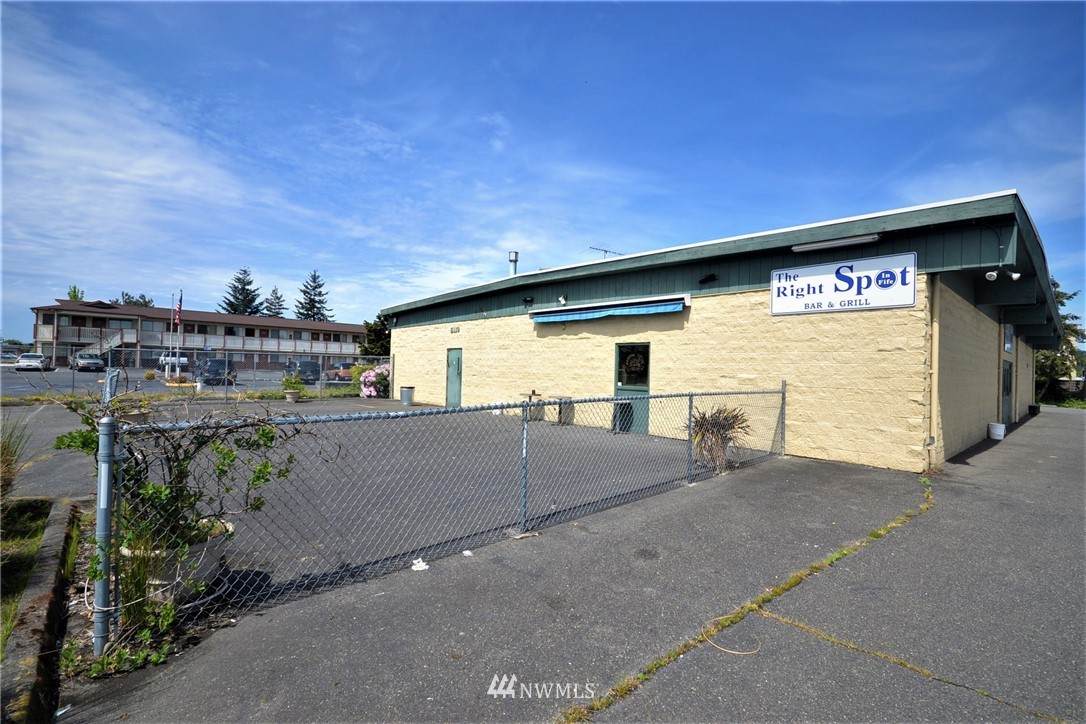 5119 Pacific Hwy (Old 99) - Photo 1