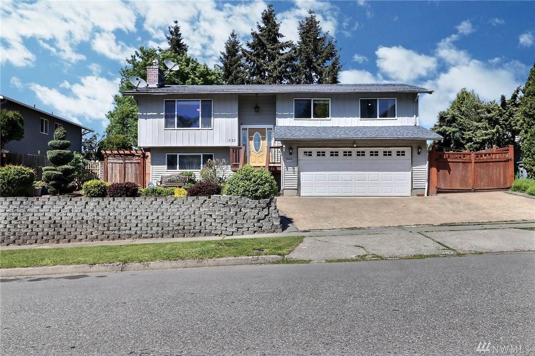 1622 Lake Youngs Wy - Photo 1 1622 Lake Youngs Wy - Photo 1