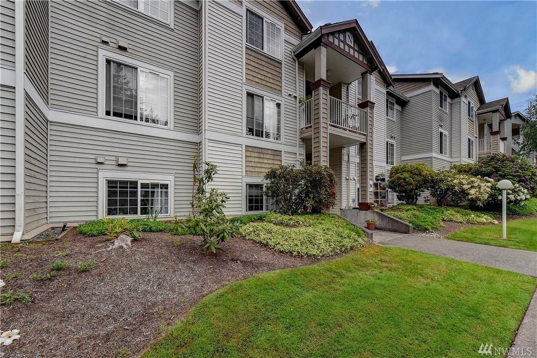 25235 Se Klahanie Blvd - Photo 1 25235 Se Klahanie Blvd - Photo 1