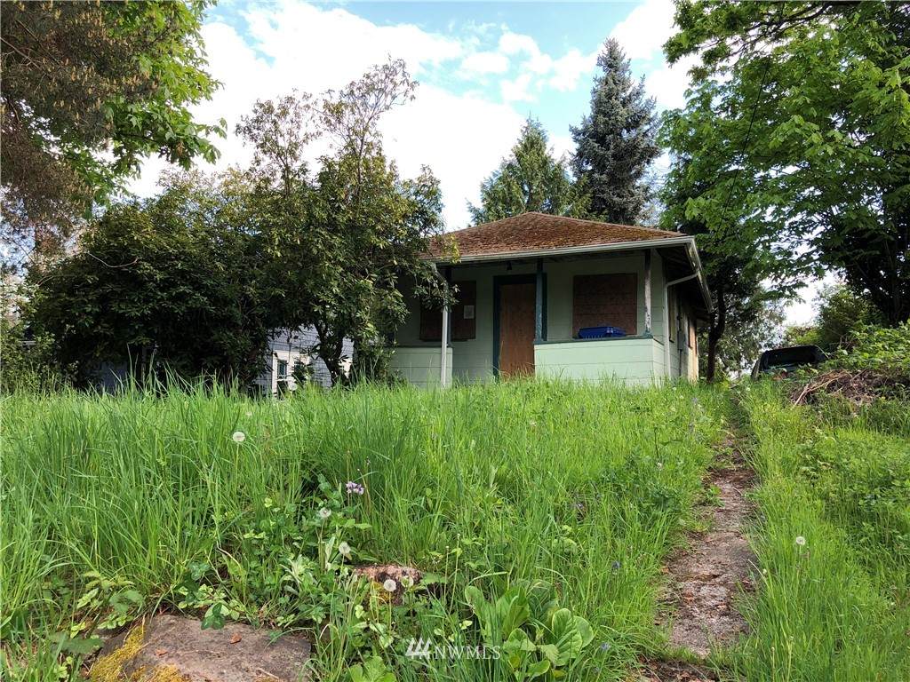 4617 Austin Street - Photo 1