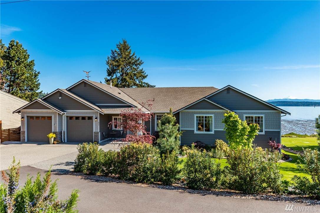 627 Beacon View Dr - Photo 1 627 Beacon View Dr - Photo 1