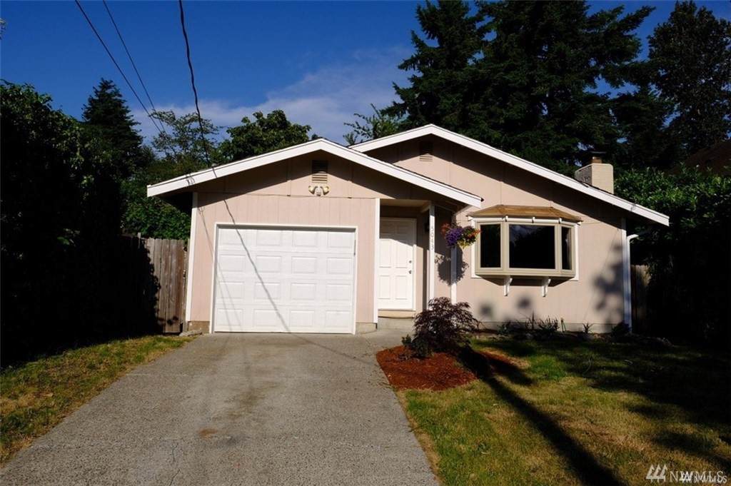 5043 Steele St. - Photo 1
