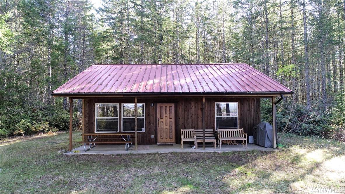 370 Lake Ridge Dr - Photo 1