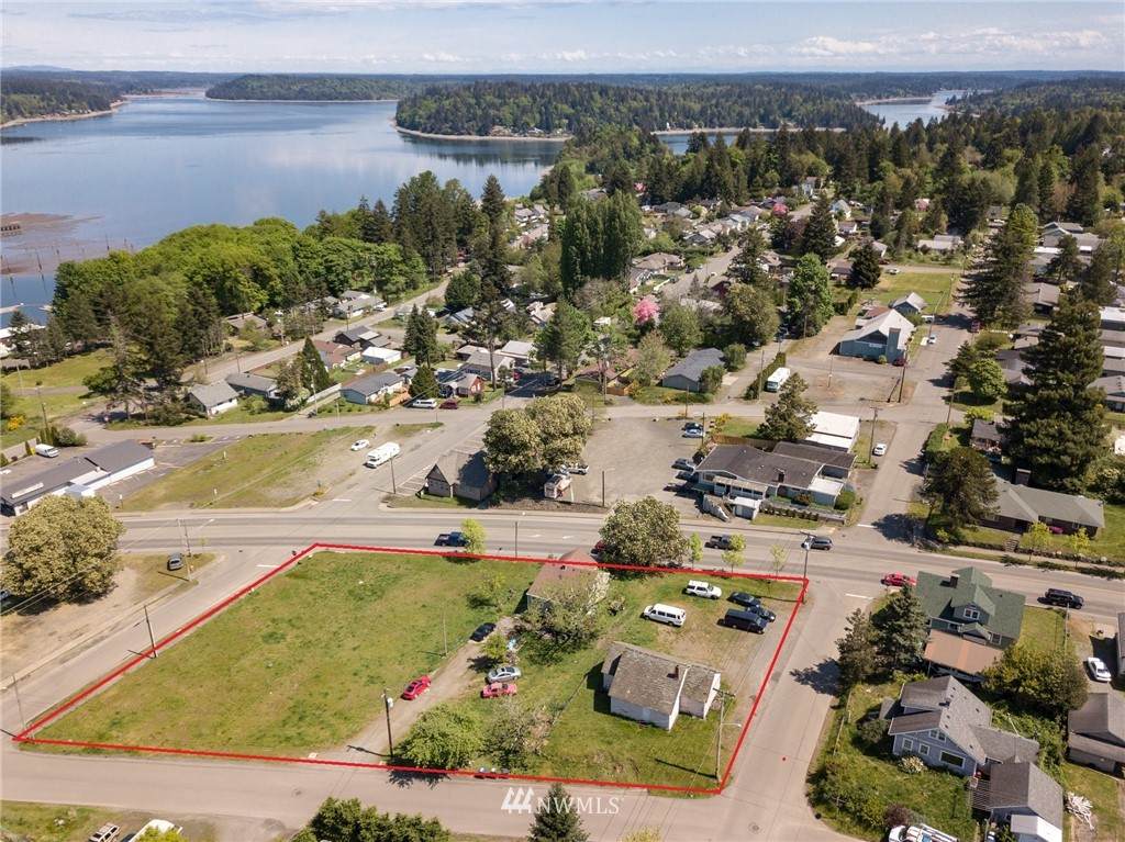 1421 Olympic Highway - Photo 1