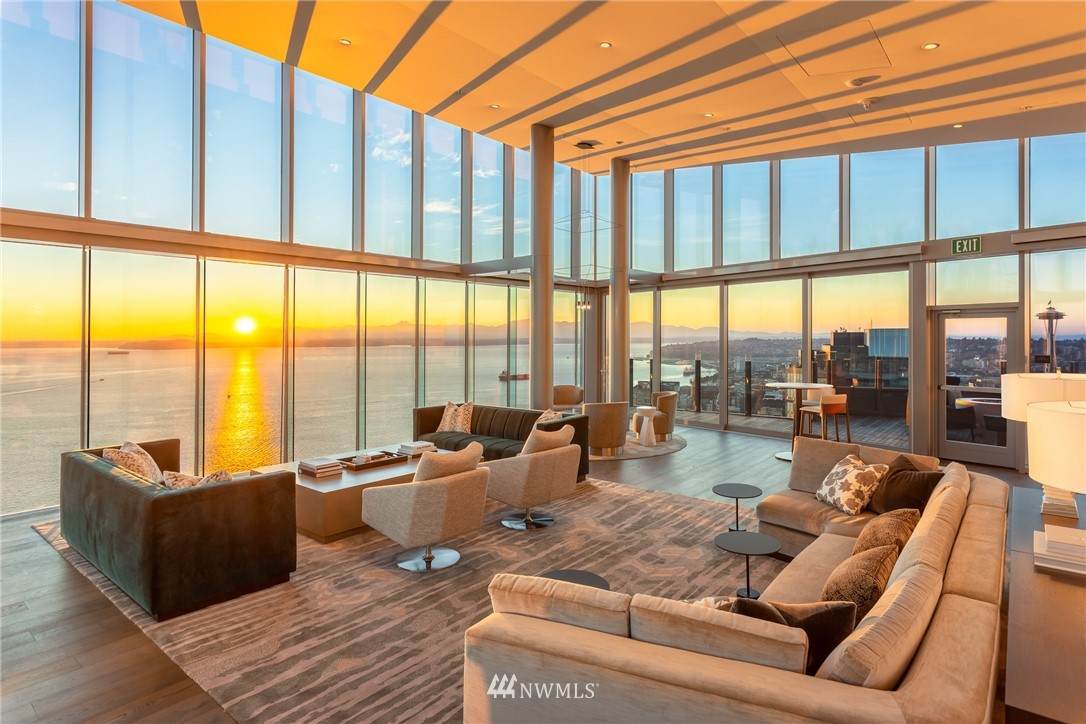 121 Stewart Street - Photo 1