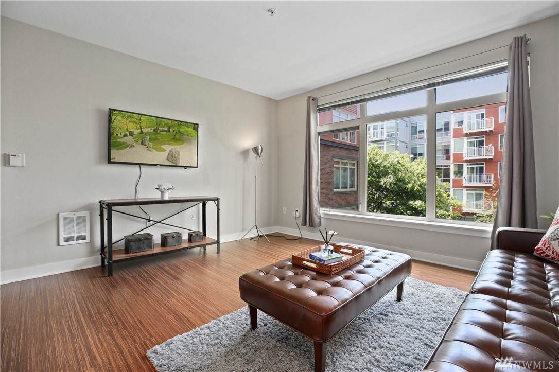 1610 Belmont Ave - Photo 1